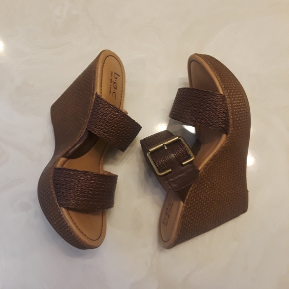 strapless wedge heels